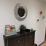 Centrico Con Wifi Y Parking De Coche Tamano Medio