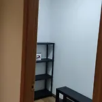 Apartament Centrico Con Wifi Y Parking De Coche Tamano Medio