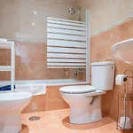 Apartament Centrico Con Wifi Y Parking De Coche Tamano Medio