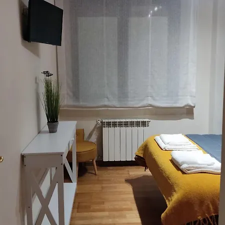 Centrico Con Wifi Y Parking De Coche Tamano Medio شقة Onís