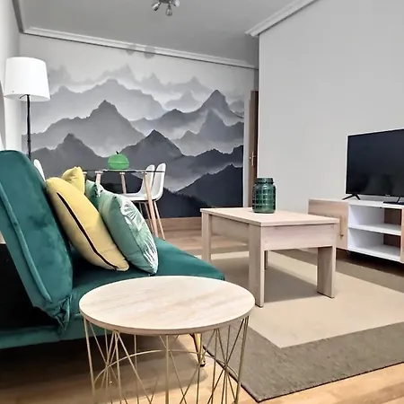 Centrico Con Wifi Y Parking De Coche Tamano Medio Onís