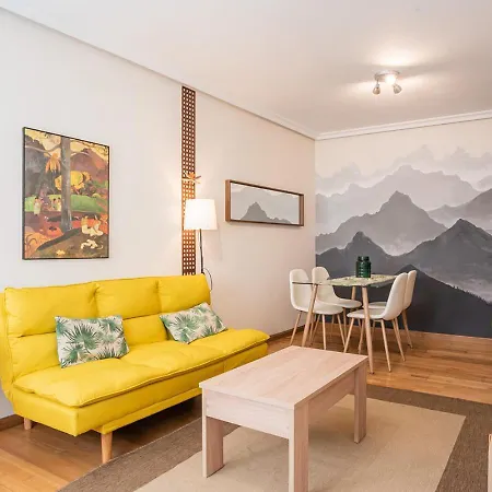 Centrico Con Wifi Y Parking De Coche Tamano Medio *