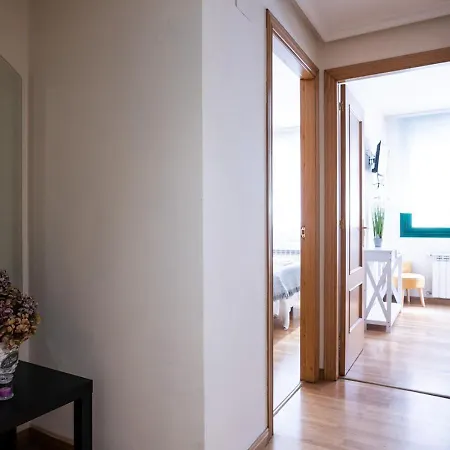 Centrico Con Wifi Y Parking De Coche Tamano Medio Apartment