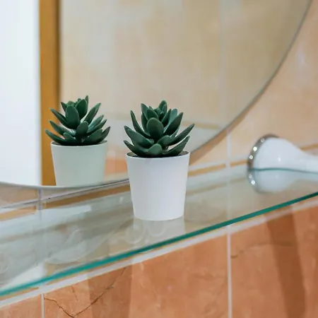 Centrico Con Wifi Y Parking De Coche Tamano Medio شقة *